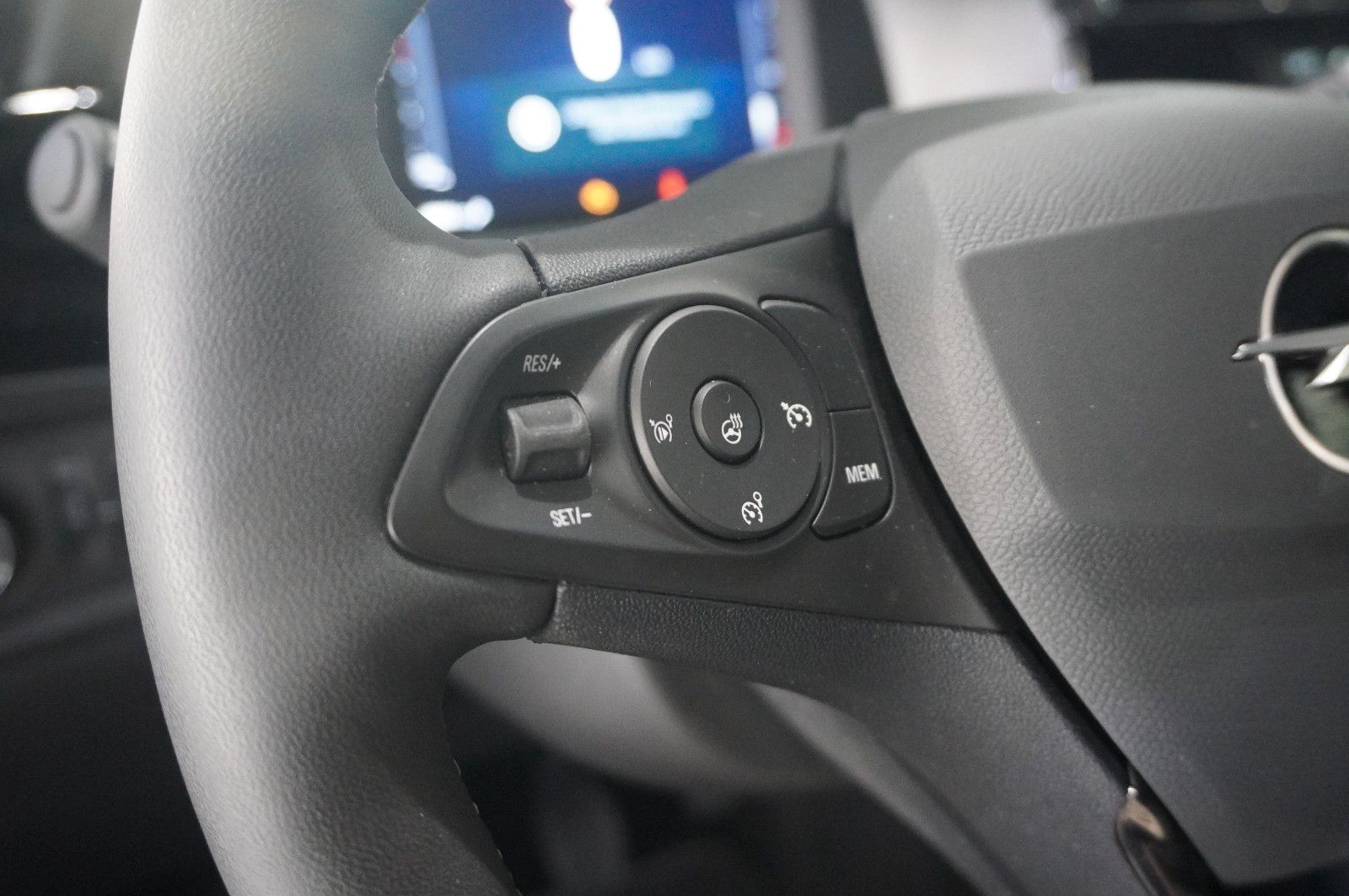 Fahrzeugabbildung Opel Corsa 1.2 MIRROR-LINK/SHZ/PDC/KAMERA/ALU16/LHZ