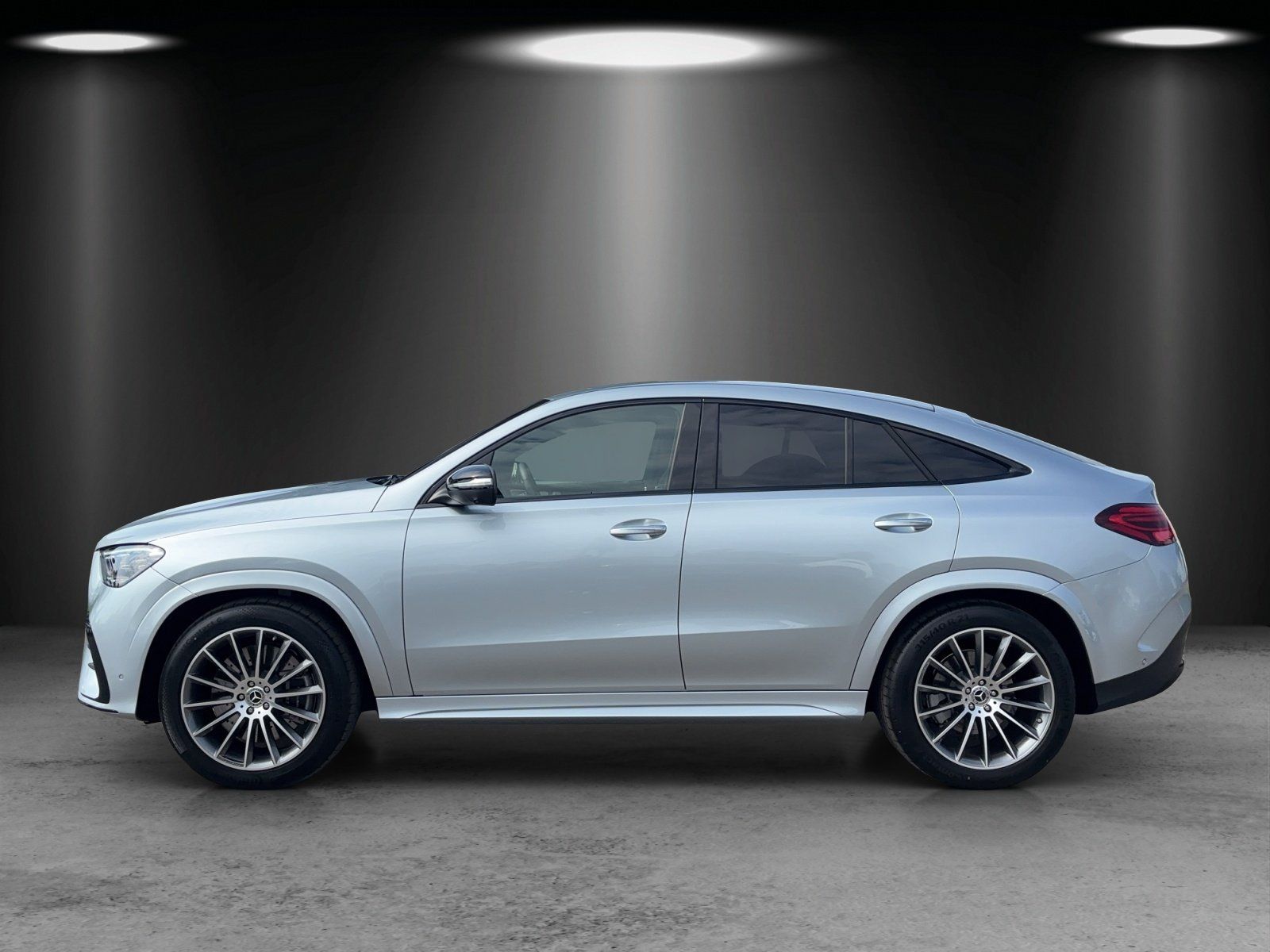 Fahrzeugabbildung Mercedes-Benz GLE450d Cpé AMG Carbon E-ACTIVE Night DISTRO Mem