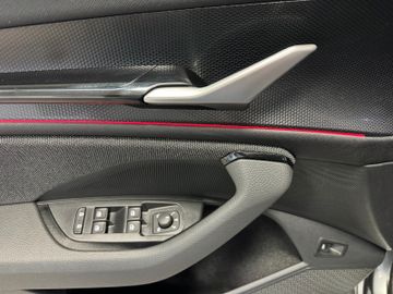 Fahrzeugverkauf 11 Skoda Kodiaq 1.5 TSI Selection Matrix+7-Sitze+AHK