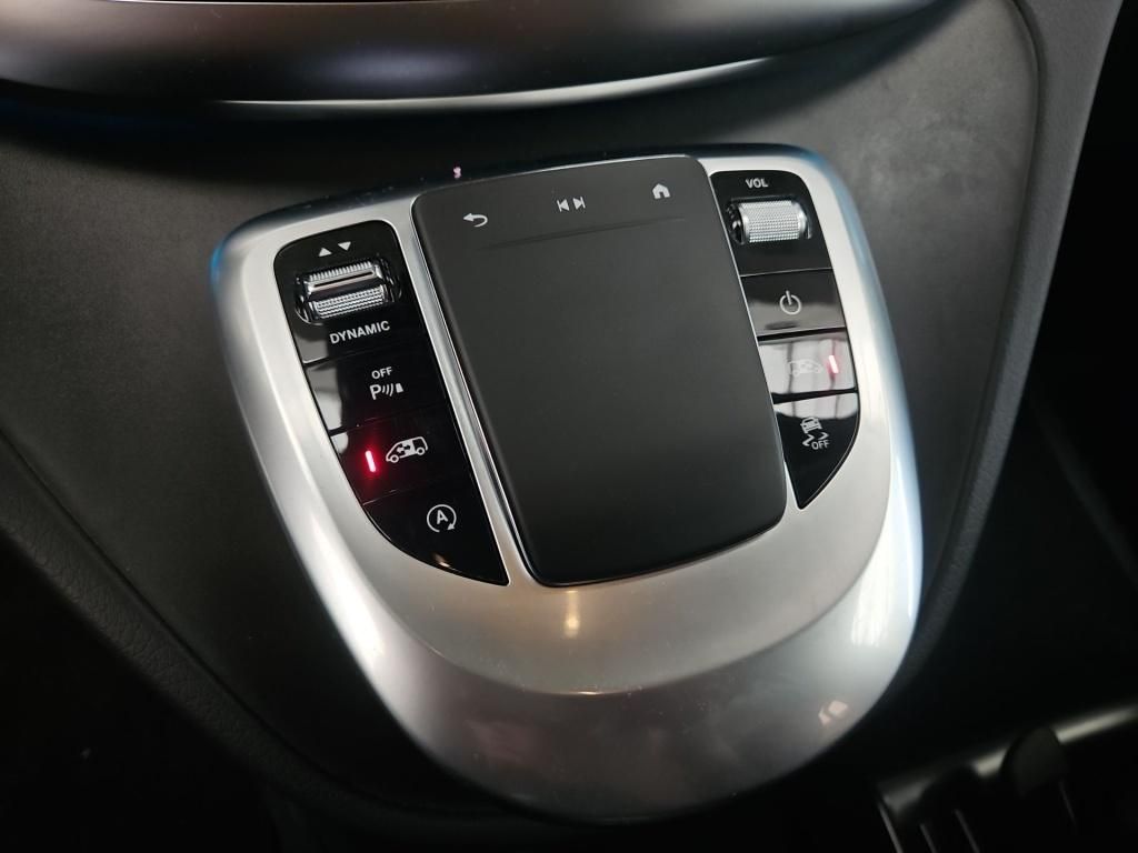 Fahrzeugabbildung Mercedes-Benz V 300 AVG lang 4x4 7 Sitze 2,5tAHK DISTRONIC EDW