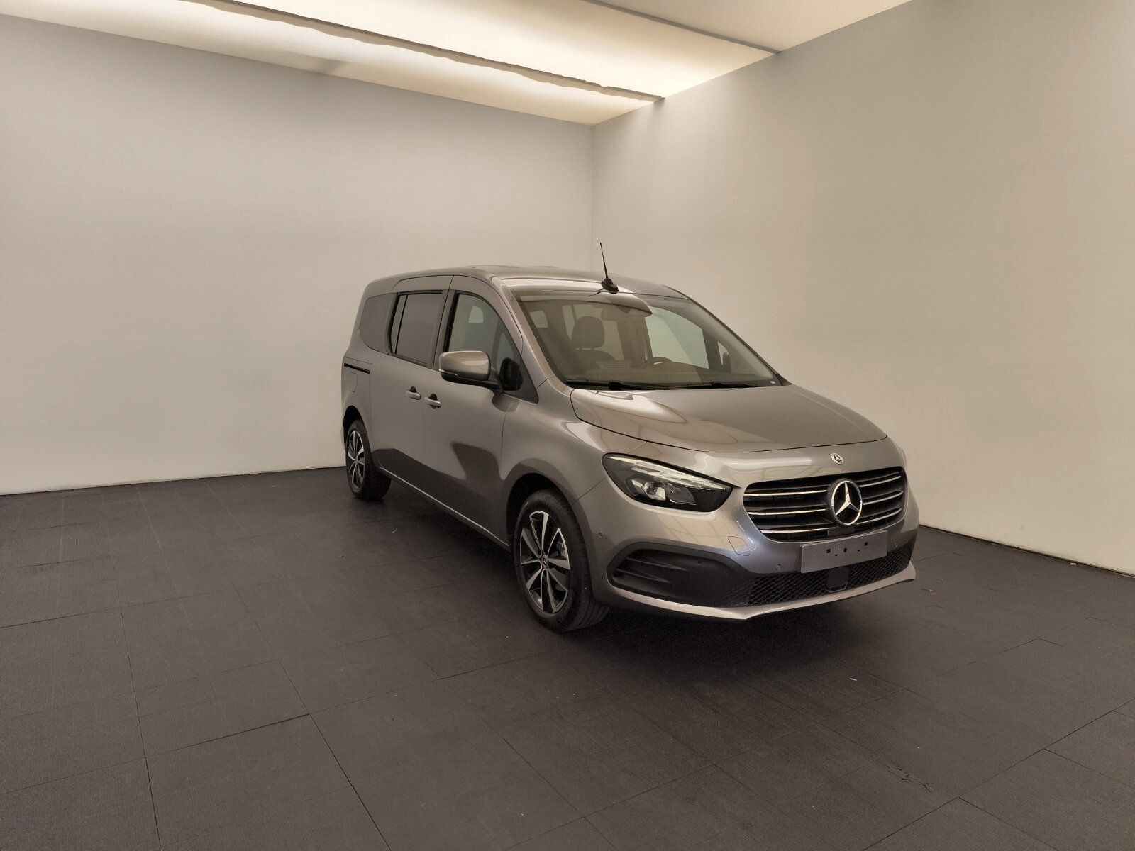 Mercedes-Benz T-Klasse T 180 Progressive lang EDITION imagem 3
