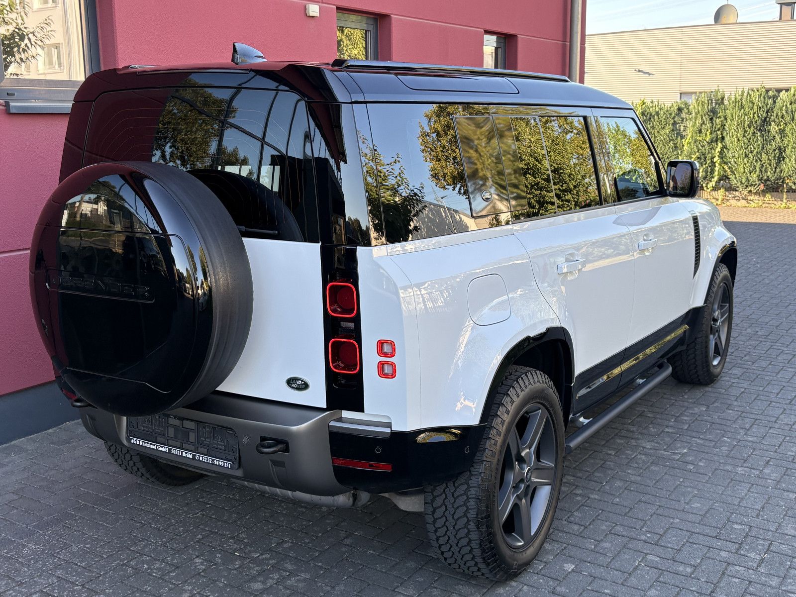 Land Rover DEFENDER 110 3.0 D200 X-DYNAMIC SE 1-HAND ALU20 foto 4