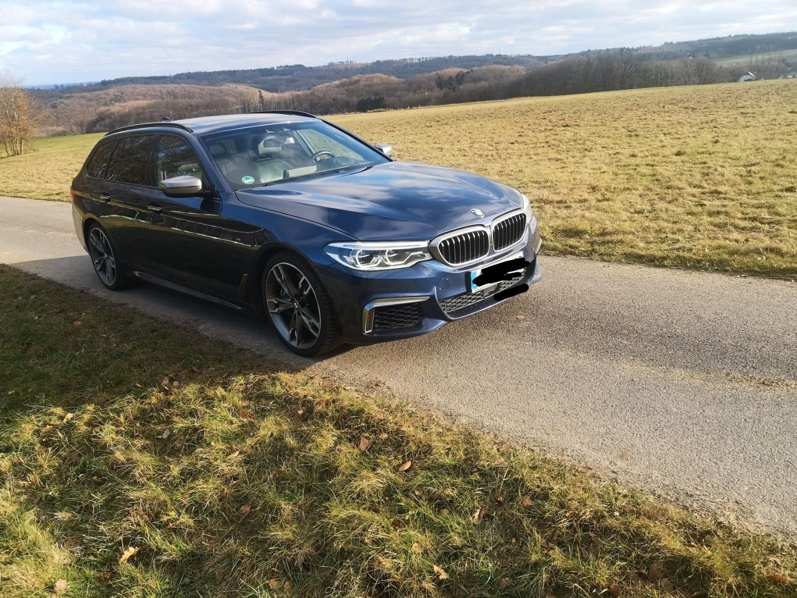 BMW M550d xDrive Touring A -