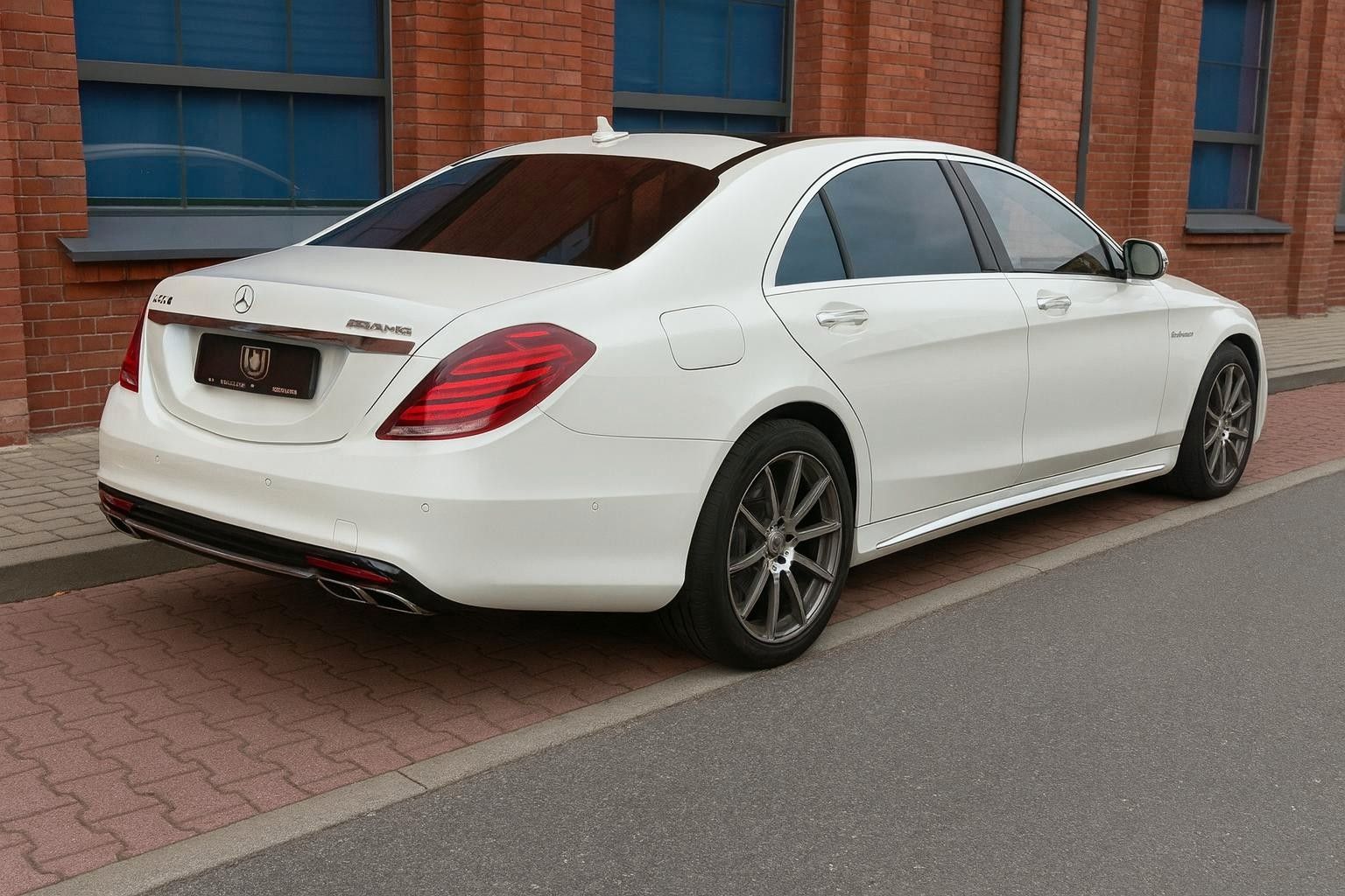 Fahrzeugabbildung Mercedes-Benz S 63 AMG Designo/Orig. km/Erstlack/1A Zustand