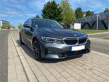 BMW 320i Sport Line - BMW 320 in Oberhausen