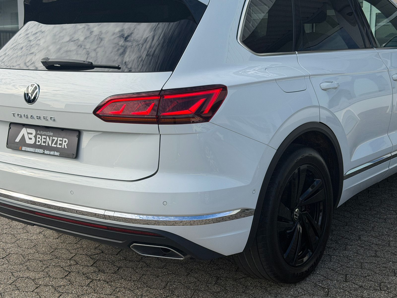 Fahrzeugabbildung Volkswagen Touareg SPORT/ 4Motion/VIRTUAL/AMBIENT/360''KAM