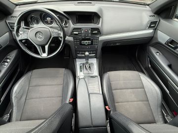Mercedes E 200 - 12