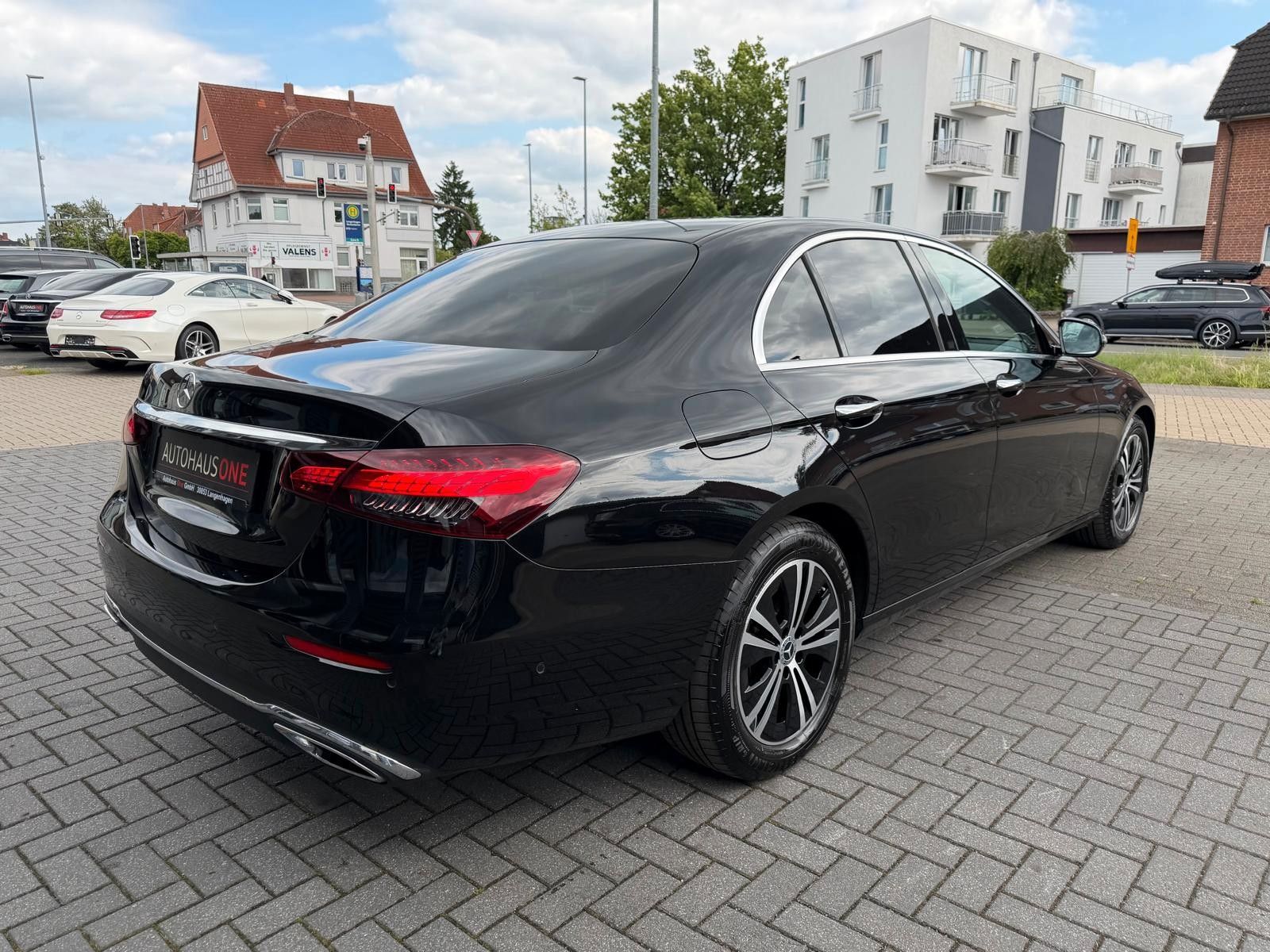 Mercedes-Benz E 220d Avantgarde 360°KAMERA/KEYLESSGO/BURMESTER foto 8