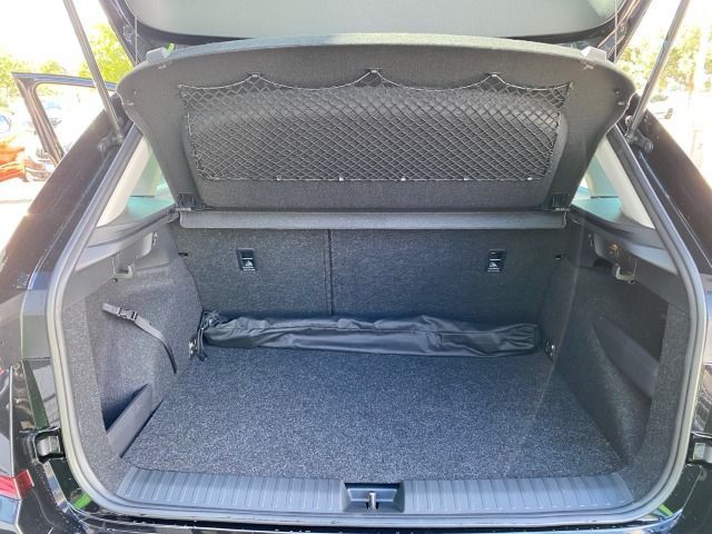 Fahrzeugabbildung SKODA Kamiq Tour TGI 6-Gang NAVI*RFK*LED*5J-Garantie