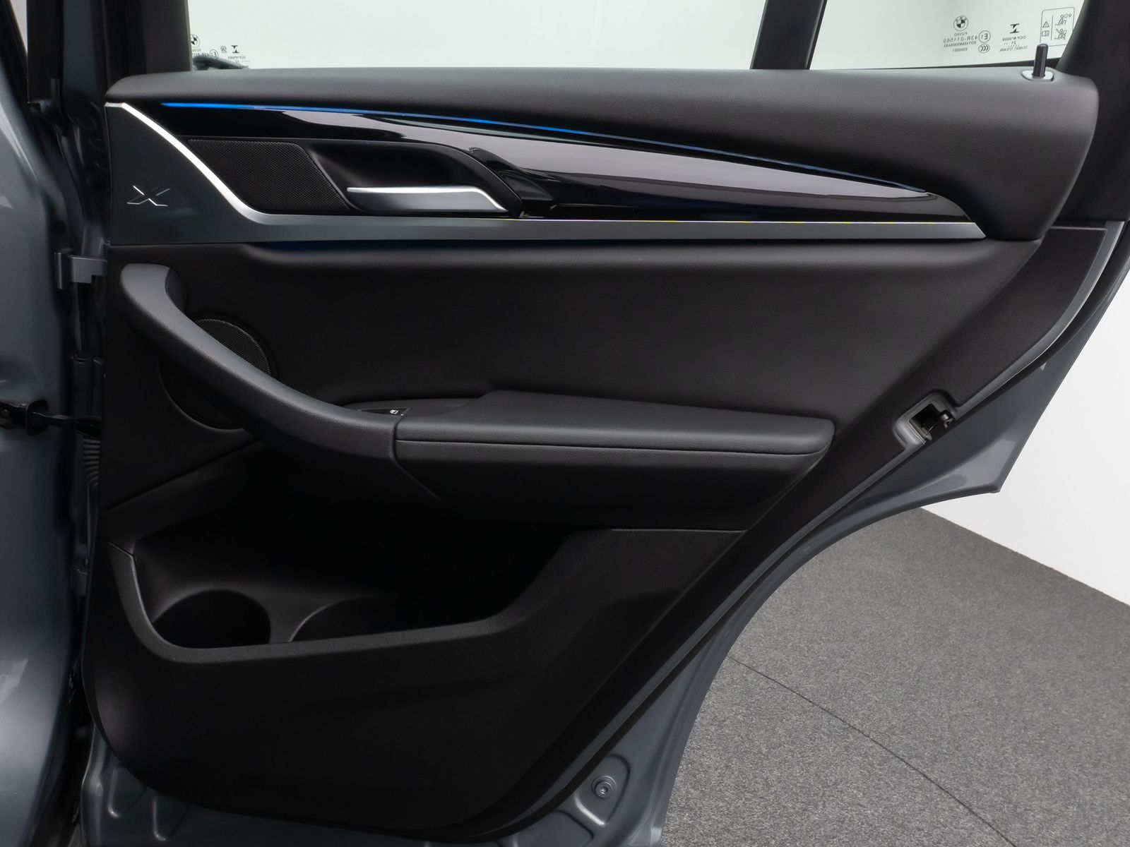 Fahrzeugabbildung BMW X3 xD30e Panorama Kamera DAB HiFi Lenkrhz Sport