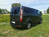 Ford Tourneo Custom Titanium L1H1 - graue Ford Tourneo Custom