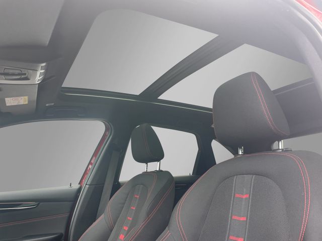BMW 220i Active Tourer Sport Line*Automatik*PDC*BT*