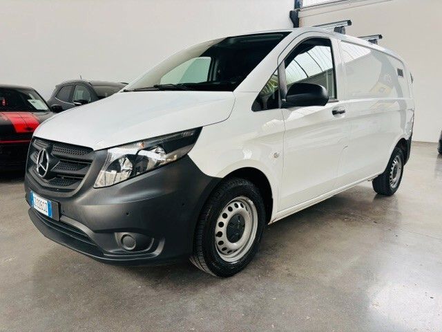 Image of Mercedes-Benz Vito