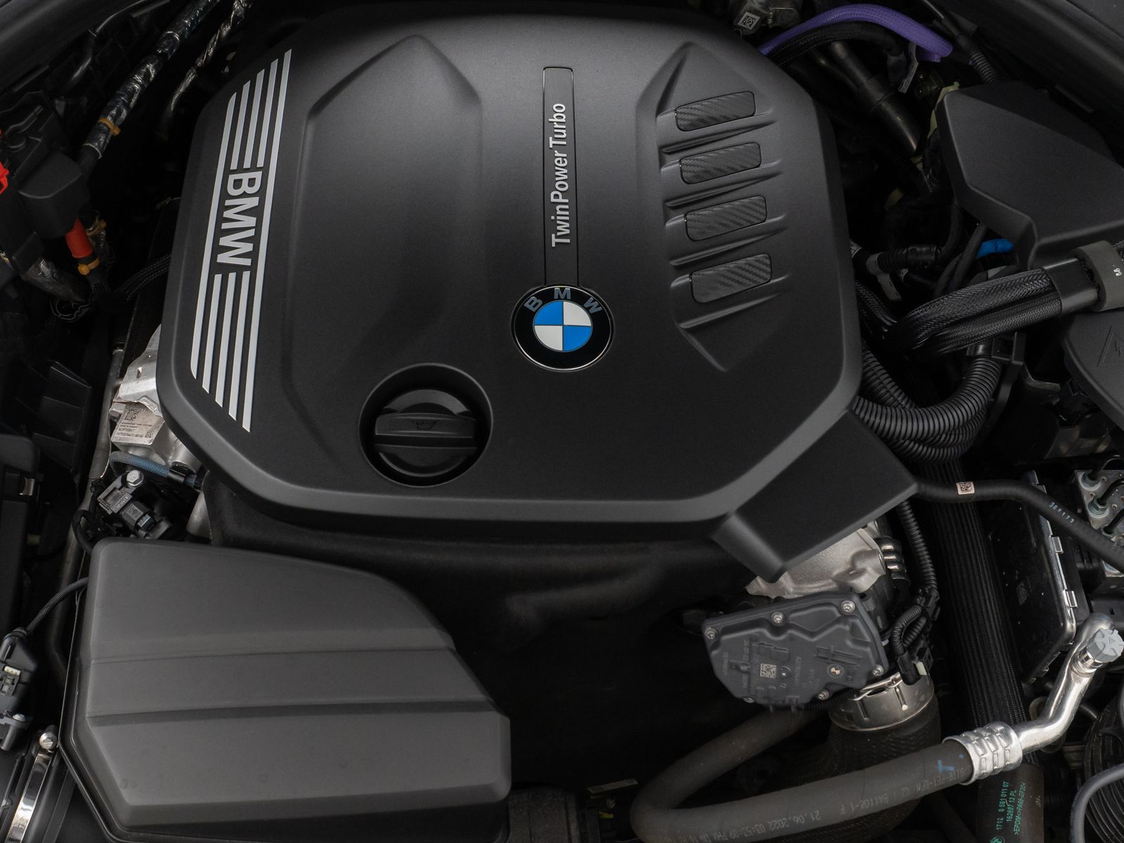 Fahrzeugabbildung BMW 320d Panorama DAB H/K Lordos Stop&Go PDC LED