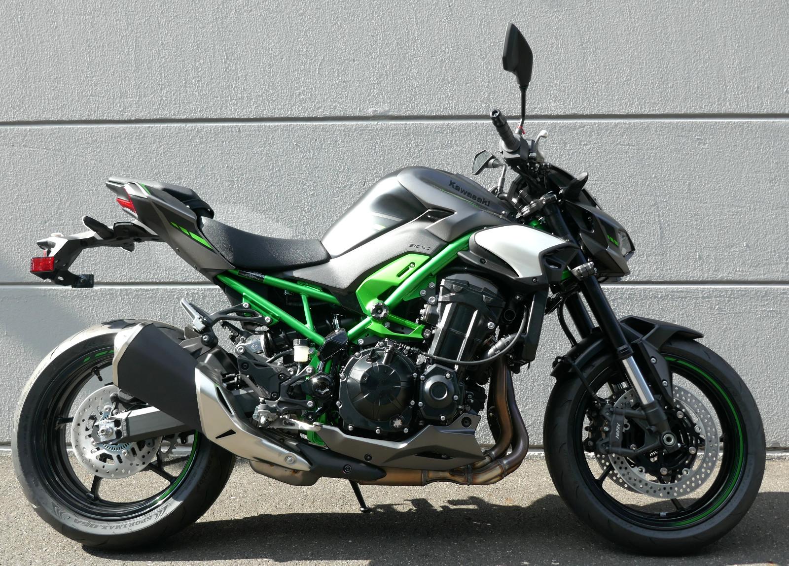 Kawasaki Z900 (70KW)