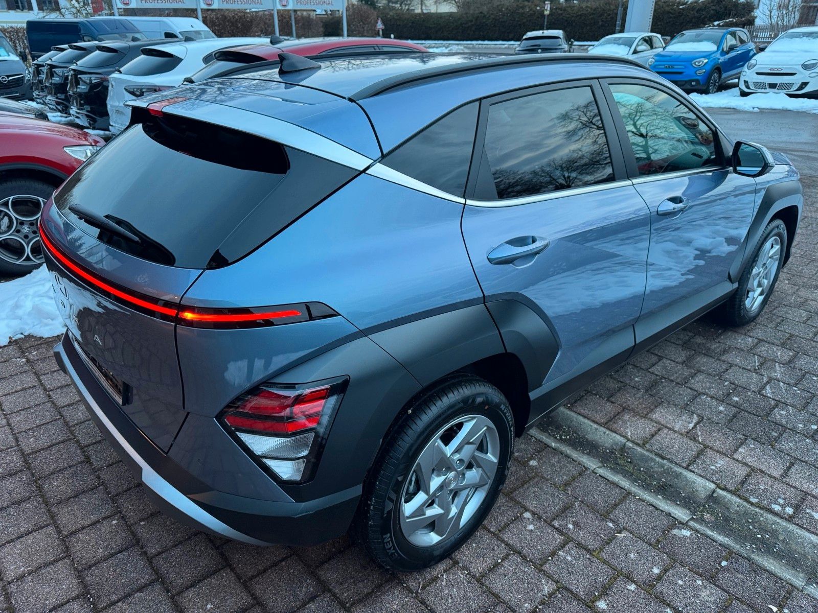 Fahrzeugabbildung Hyundai KONA TREND LED KAMERA AUTOM. SITZHZG ELE. HECKKL