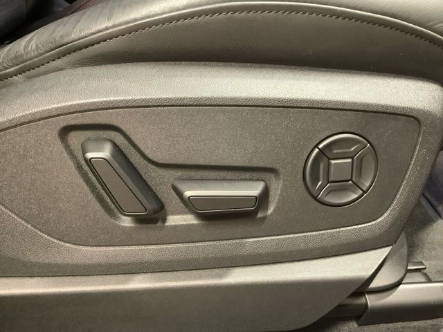 Q8 Sportback e-tron 55 quattro,Headup,Pano,Matri