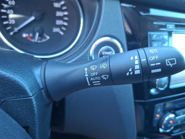 Nissan Qashqai Tekna 1.6 °LED°AHK°Pano°Kamera°SHZ°BF°