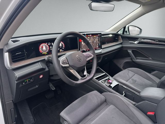 Tayron 1.5 eTSI DSG Elegance 7-SITZER+AHK+KAMERA