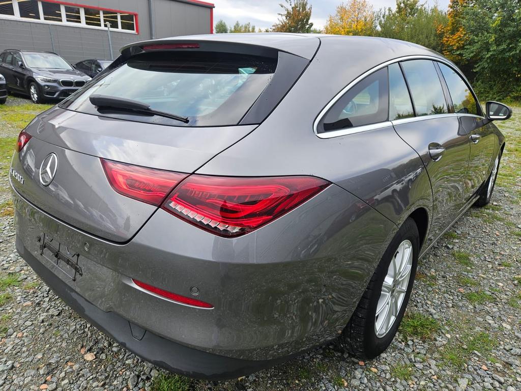Mercedes-Benz CLA 200 Shooting Brake