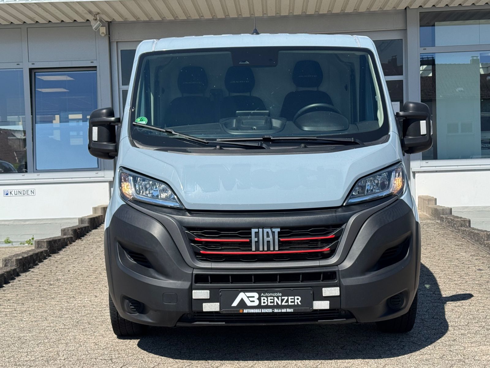 Fahrzeugabbildung Fiat Ducato L1H1 140 Multijet Flach/CarPlay/Navi/RCam