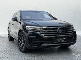 Volkswagen Touareg 3.0TDI DSG R-Line 4Motion Matrix/ACC/AHK - gebrauchte VW Touareg aus dem Jahr 2019