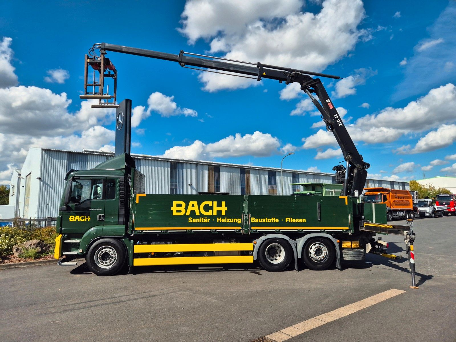 Fahrzeugabbildung MAN TGS 26.420 6x2-4 LL Hiab 177K PRO 2 Stück