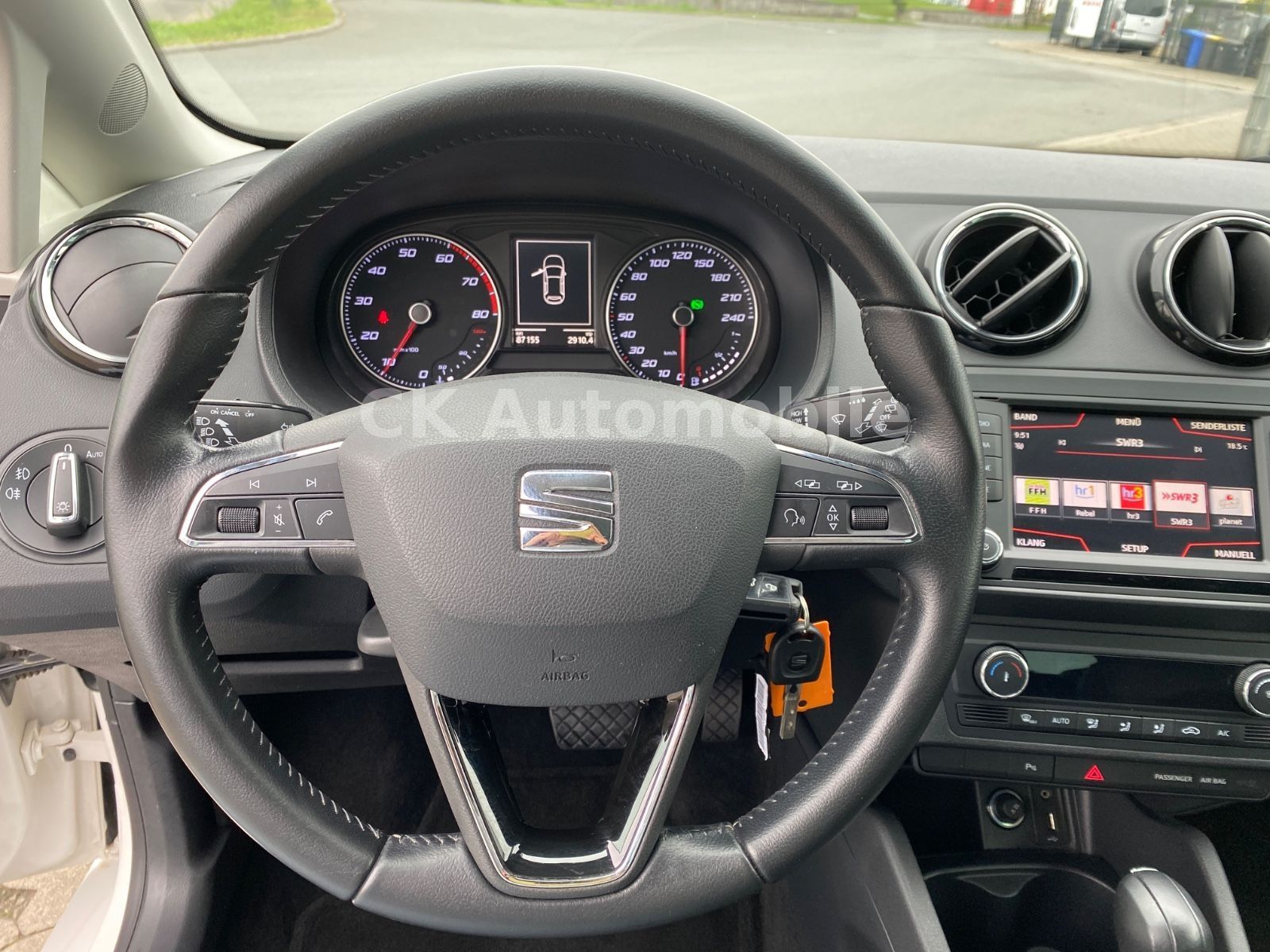 Fahrzeugabbildung SEAT Ibiza ST 1.0 TSI Style DSG/Navi/Bi-Xenon/PDC