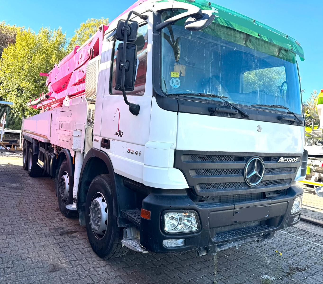 Mercedes-Benz Actros 3241 / JunJin 42
