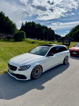 Mercedes-Benz Mercedes Benz C63s AMG T-Modell Kombi Designo Le