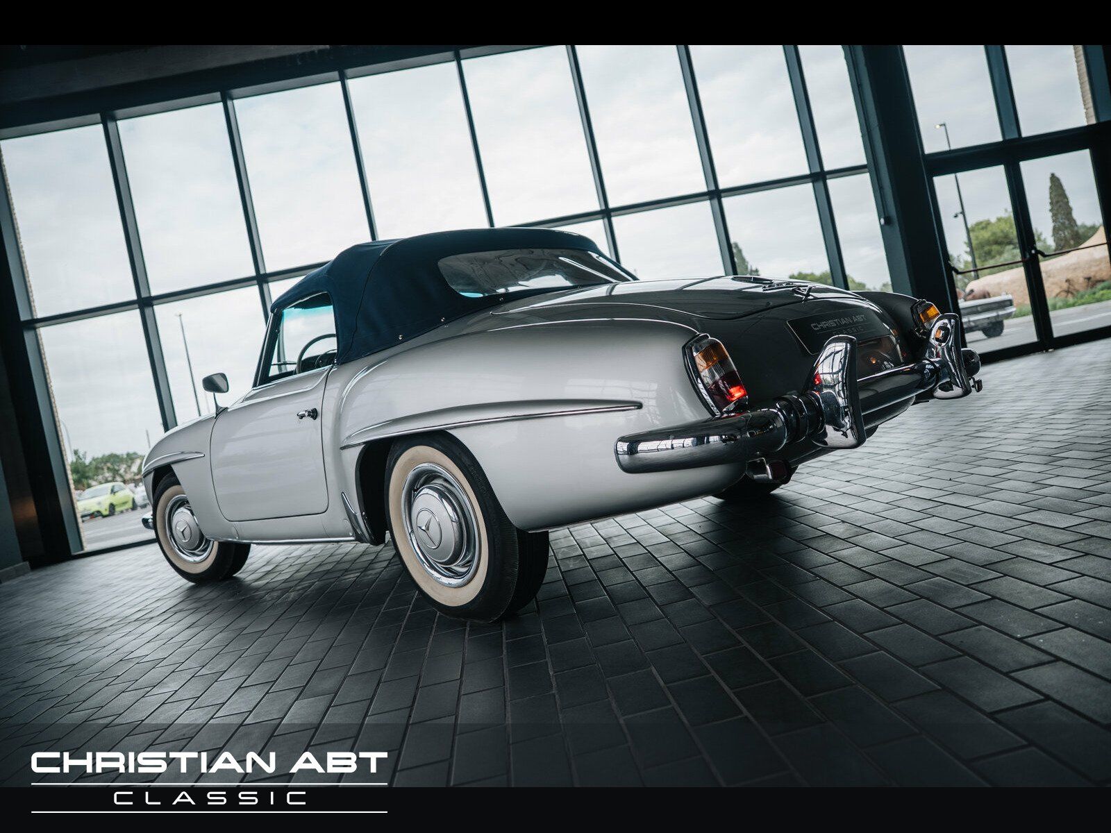 Fahrzeugabbildung Mercedes-Benz 190 SL Spanische Historische Kennzeichen