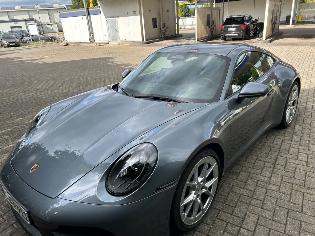 Image of Porsche 992