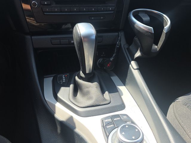 X1 KLIMA PDC SHZ XENON NAVI FACEL. PANORAMADACH