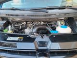 Volkswagen T5 Caravelle langer Radstand, 7 Sitzer, blau - Volkswagen T5: Radstand