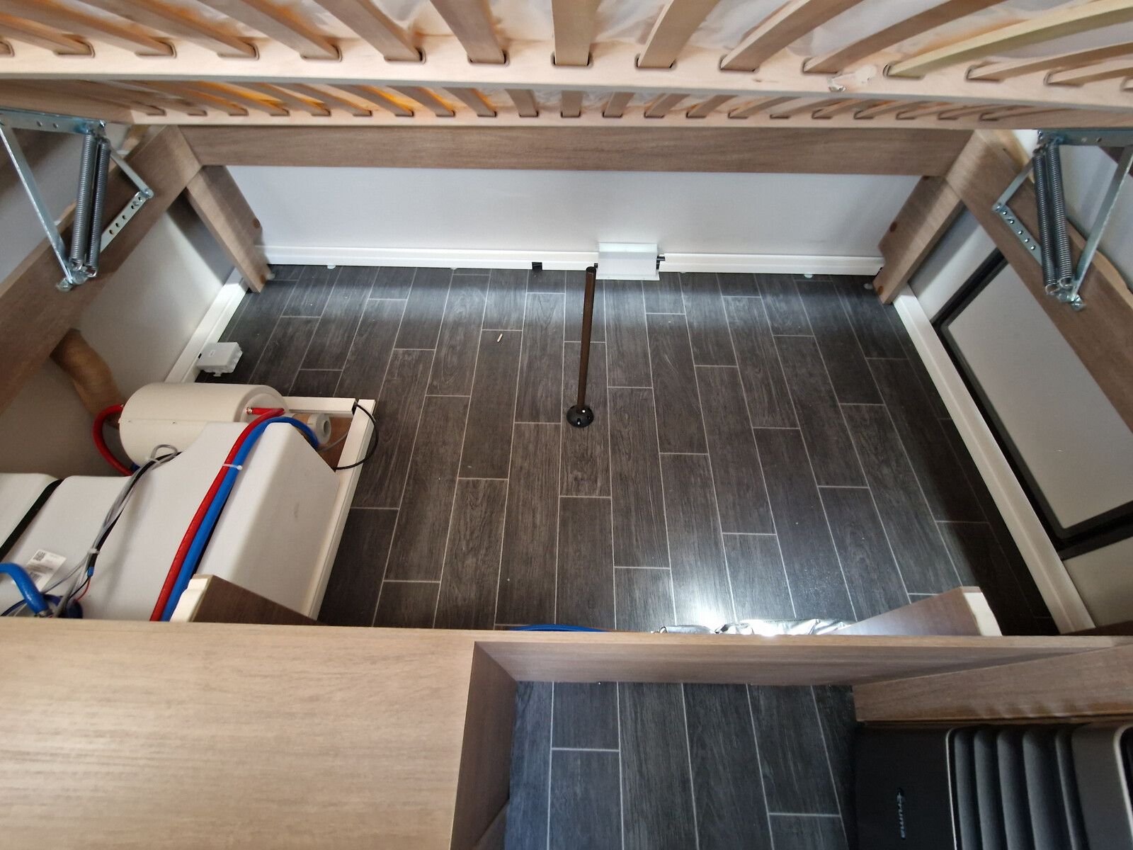 Fahrzeugabbildung Tabbert Senara 460DMK 2.3 Premium-Pakete, Glattblech uvm