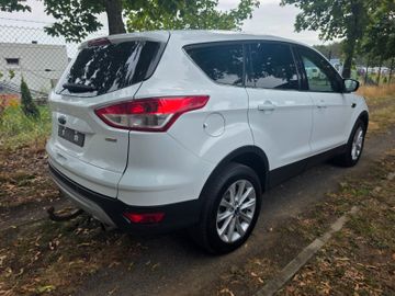 Ford Kuga - 4