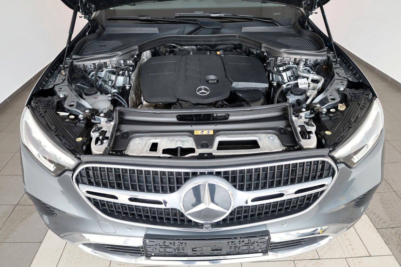 Fahrzeugabbildung Mercedes-Benz GLC 220d 4M Avantgarde,Leder,Navi,ACC,ParkPak+WR