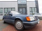 Mercedes-Benz E 200 1. Hand H-Kennzeichen Euro2 Scheckheft - gebrauchte Mercedes-Benz E 200 aus dem Jahr 1991