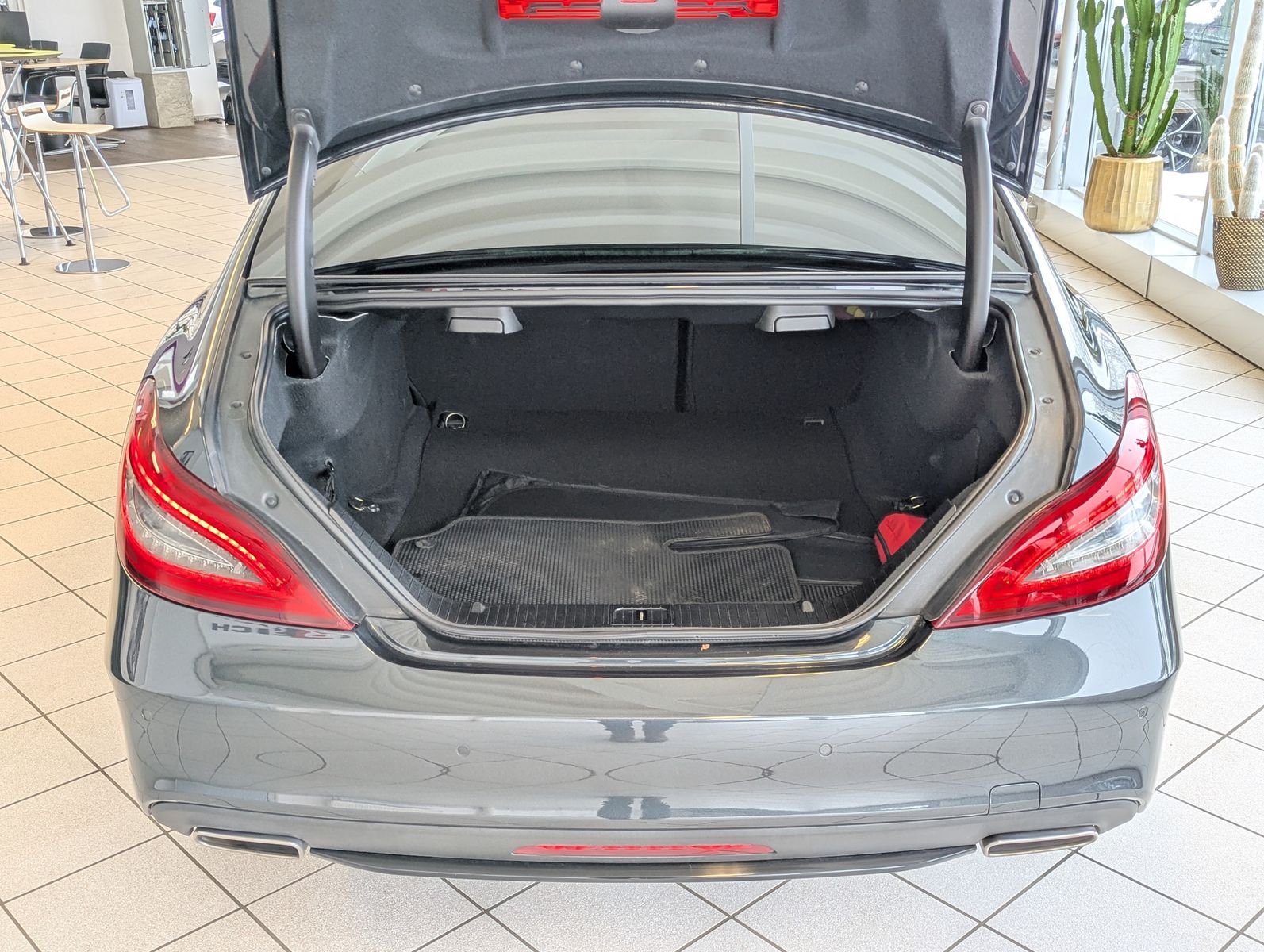 MERCEDES-BENZ CLS 350 d 4Matic AMG StHz. Multibeam Memory 360° - Image 17