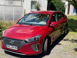 Hyundai IONIQ 1.6l GDi PLUG-IN HYBRID Trend Trend - Hyundai IONIQ Trend mit Hybrid-Antrieb (Benzin/Elektro)