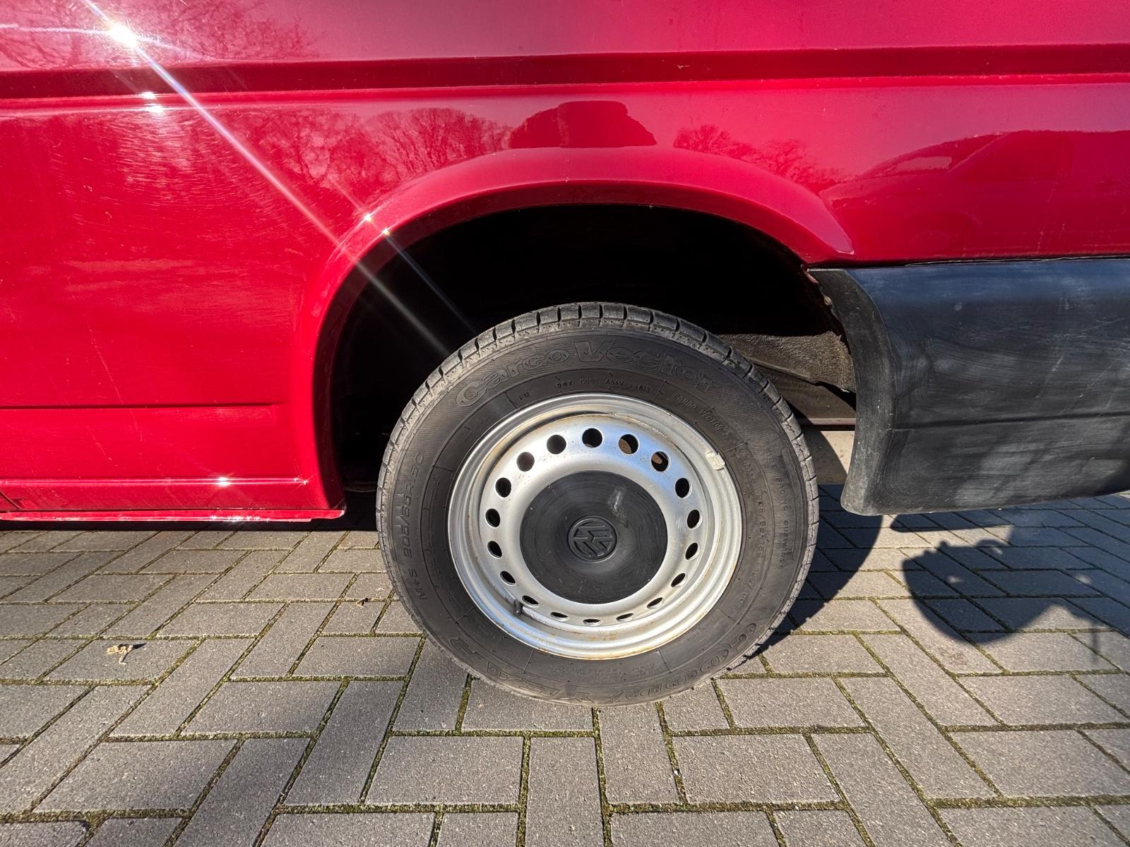 Volkswagen T4 2.5 TDI Kastenwagen langer Radstand 1.Hand