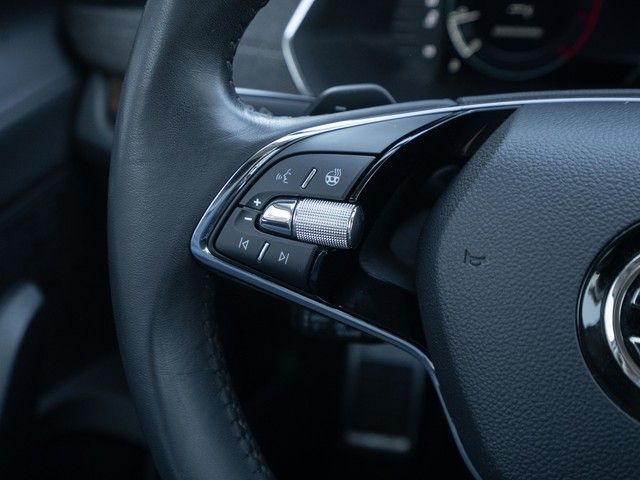 Octavia Combi 2.0 TDI Scout DSG 4x4 AHK+HUD+MATR