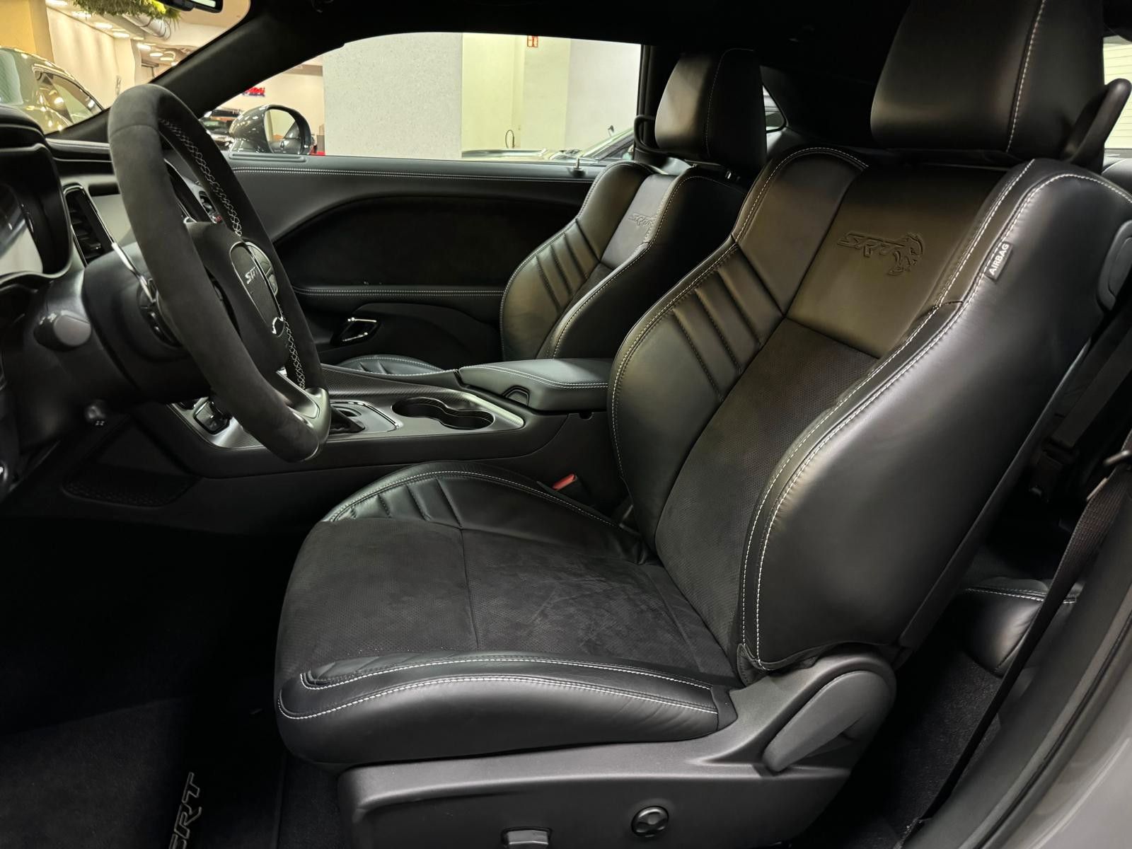 Fahrzeugabbildung Dodge CHALLENGER HELLCAT JAILBREAK -LAST CALL-CARBON