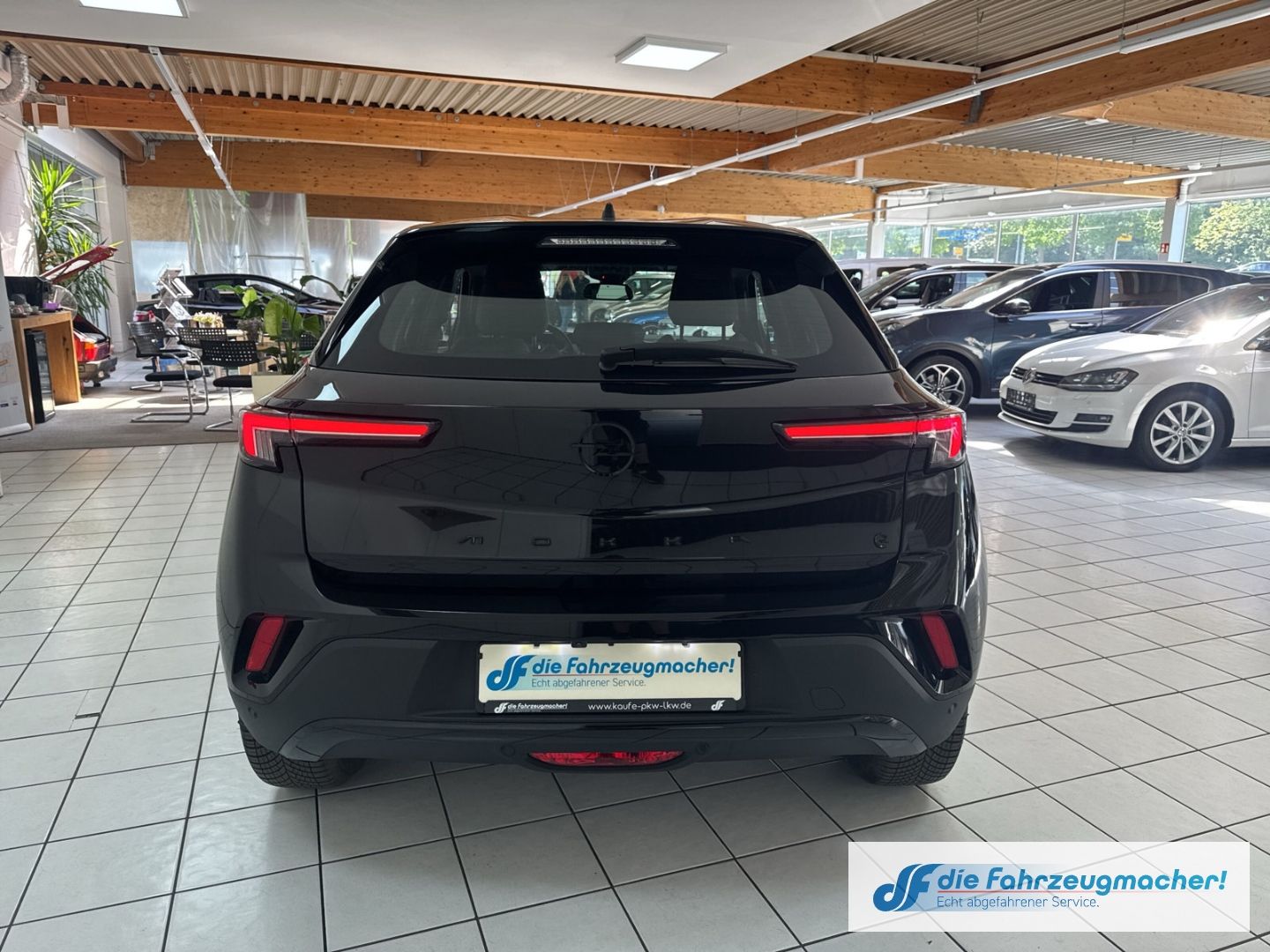 Fahrzeugabbildung Opel Mokka e GS Line Navi Digitales Cockpit LED Apple