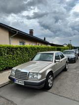 Mercedes-Benz Mercedes E Klasse 300D W124 - gebrauchte Mercedes-Benz E 300 aus dem Jahr 1990