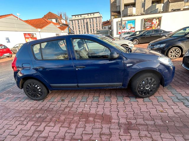 Dacia Sandero 1.2 16V 75 Eco2 Ambiance Ambiance