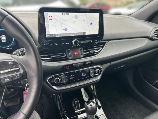 Fahrzeugabbildung Hyundai i30 Advantage Navi Digitales Cockpit LED Apple C