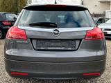 Opel Insignia 2.0CDTI Sport 160PS Scheckheft SHZ Navi - Opel Insignia 160 ps mit Diesel-Antrieb