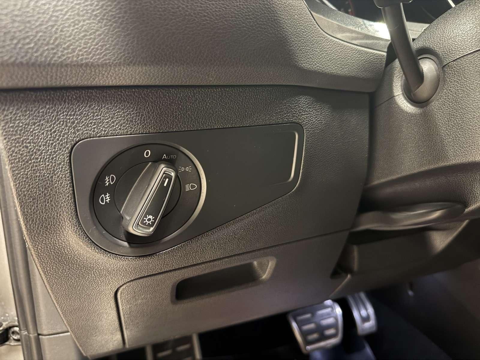 Fahrzeugabbildung Volkswagen Tiguan 2.0 TDI Join DSG/LED/Navi/Spur/VZE/Ahk...