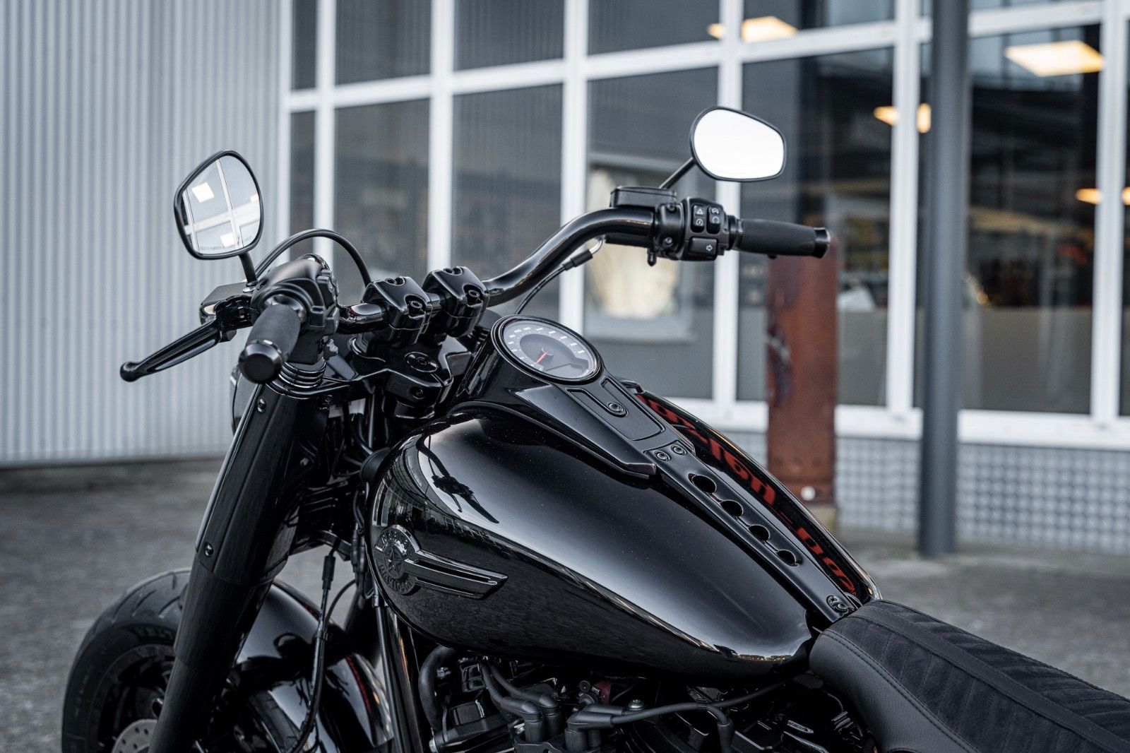 Fahrzeugabbildung Harley-Davidson DARK FAT BOY FLFBS 114 MY24 -KESSTECH-